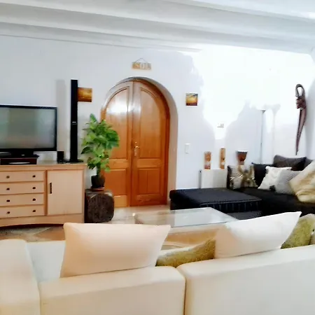 Sophisticated In With Private Pool فيلة *